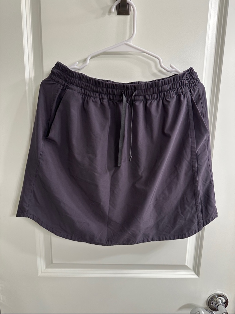 Patagonia women’s Fleetwith skort - gray/grey, size medium
